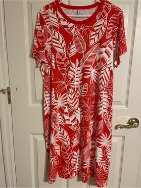 Crewneck Tee Dress, size XL, New with Tag